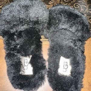 Uggs slippers